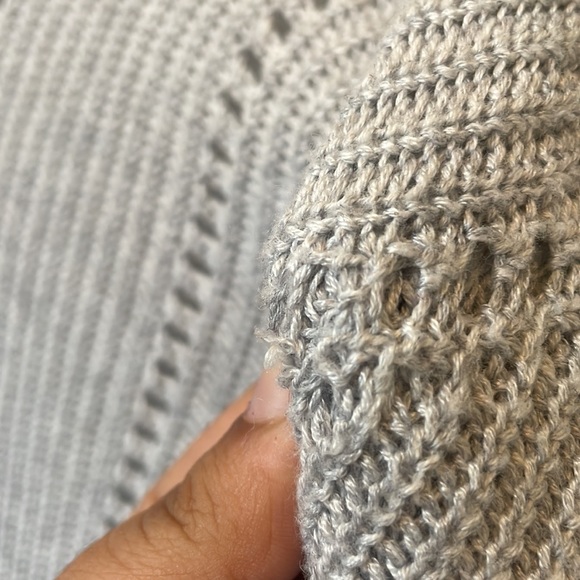 GARAGE flowy detailed sweater 🍂 - Picture 8 of 13